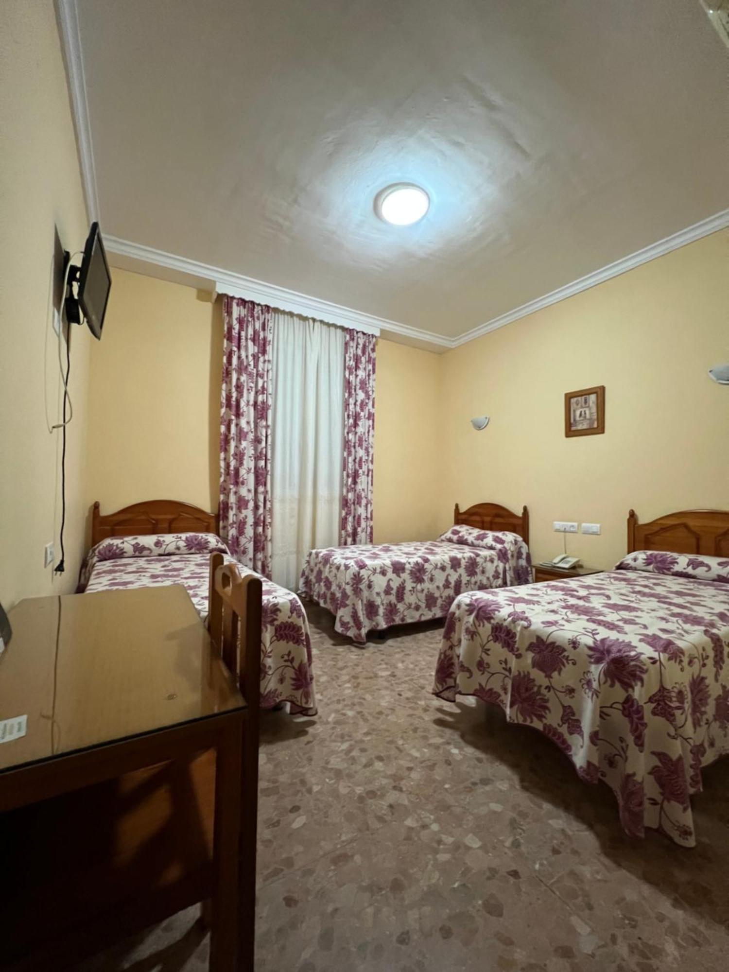 Hotel Chamizo El Arahal Zewnętrze zdjęcie