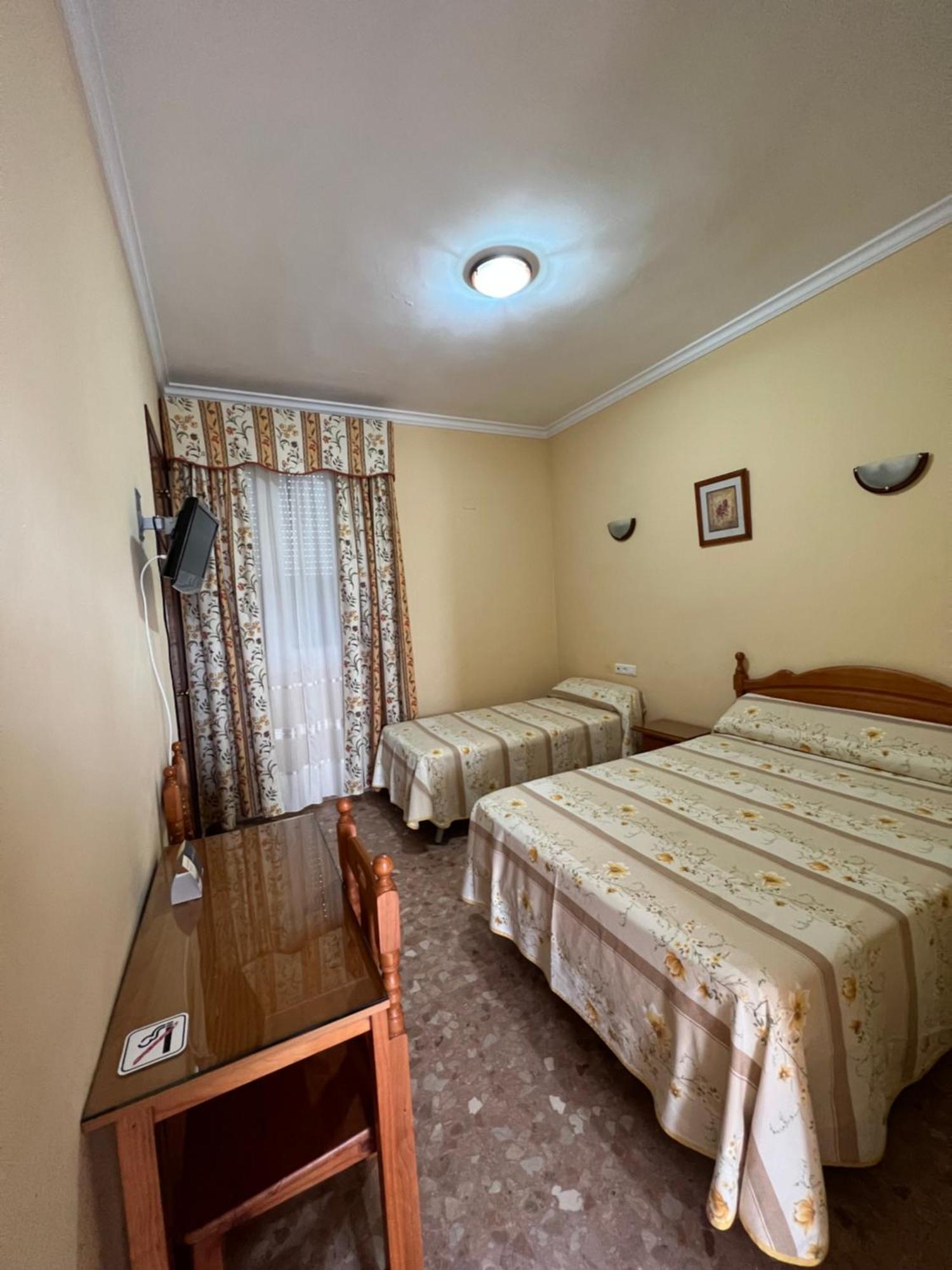 Hotel Chamizo El Arahal Zewnętrze zdjęcie