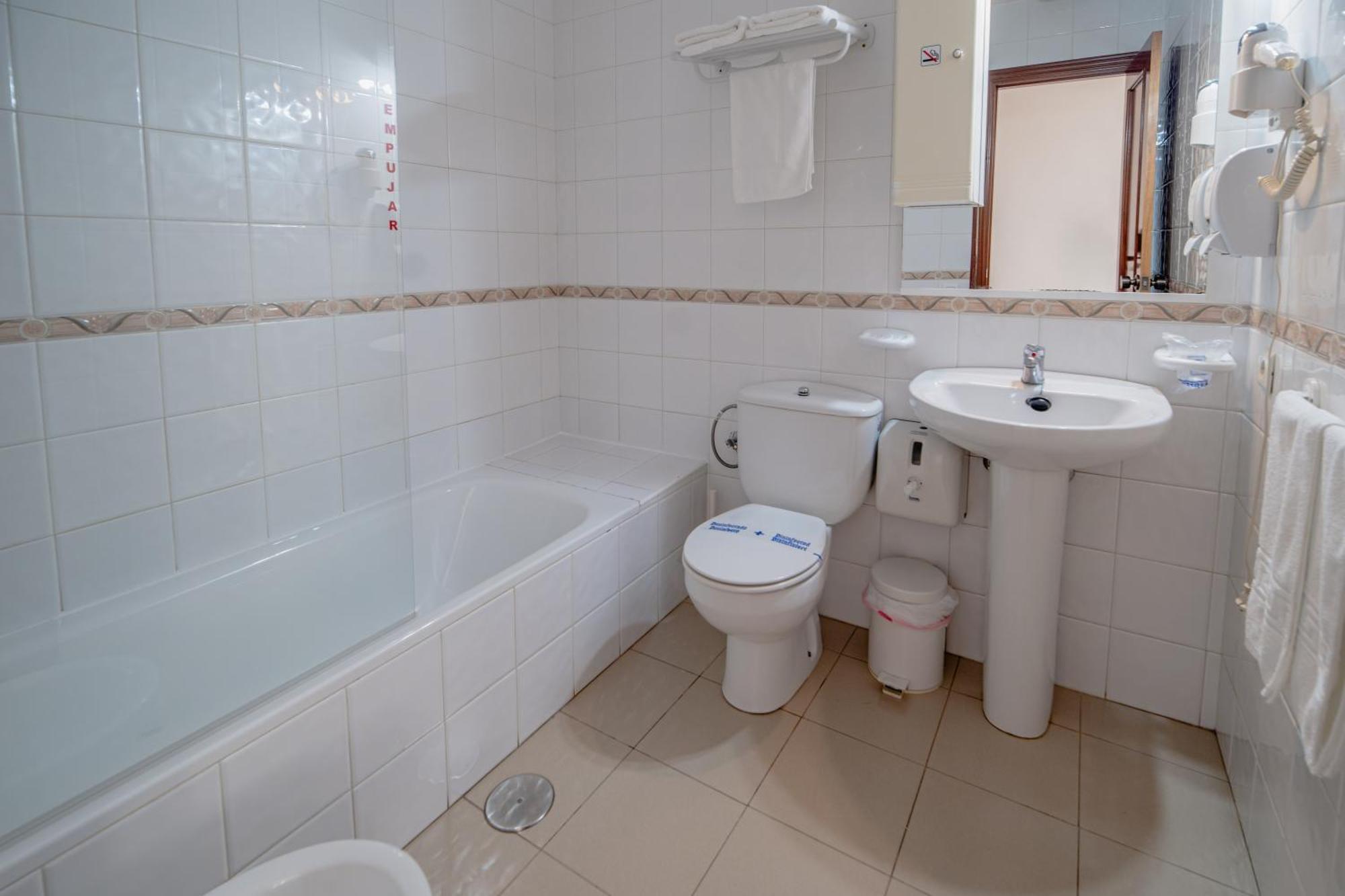 Hotel Chamizo El Arahal Zewnętrze zdjęcie